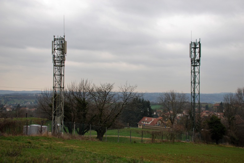 Deux antennes ont été installées à Jardin, la dernière n'étant pas encore mise en service